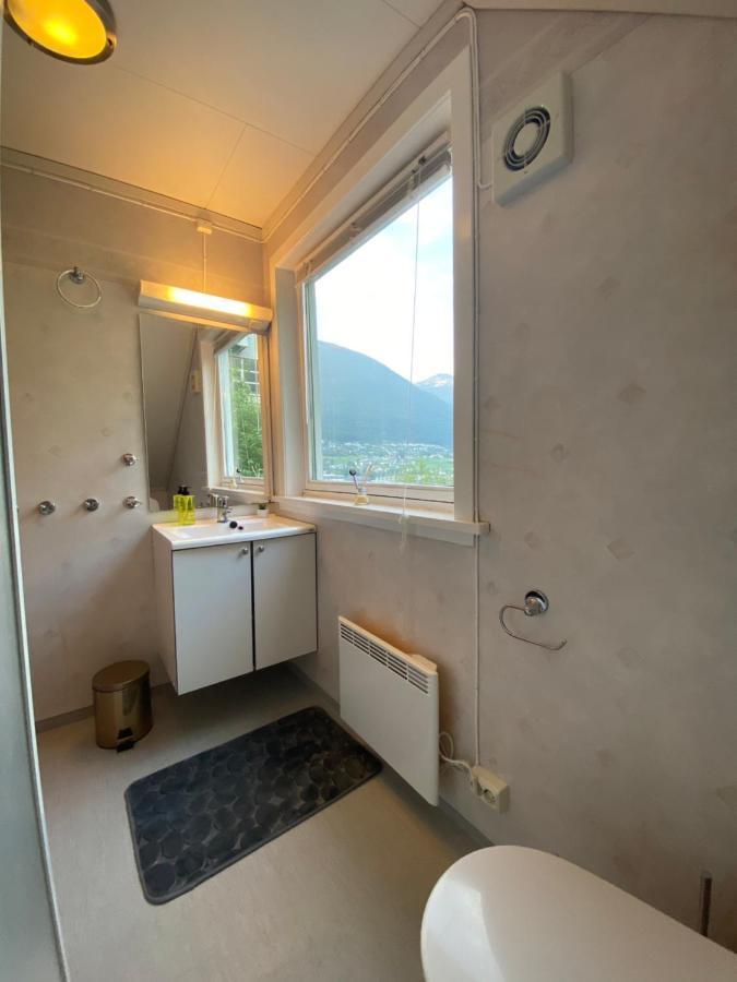 Apartament Leilighet Stryn Zewnętrze zdjęcie